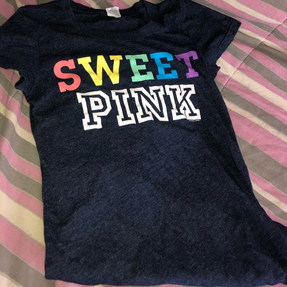 Pink tshirt - Picture 2 of 2
